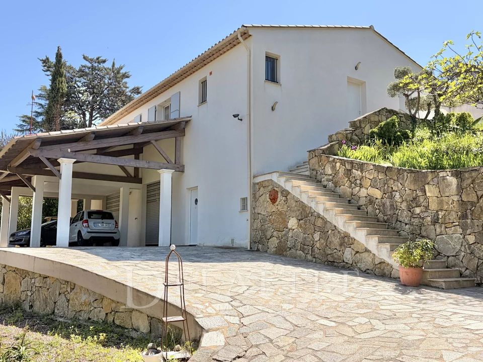 Villa i Le Rouret, Alpes-Maritimes - foto 2