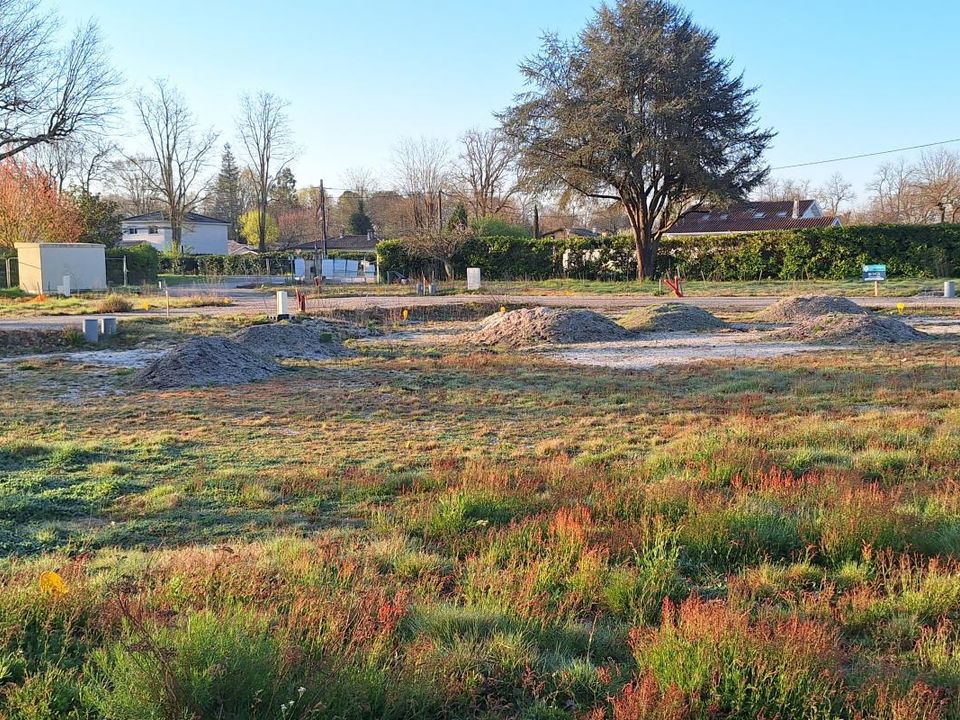 Helårsgrund i Saint-Médard-en-Jalles, Gironde - foto 1