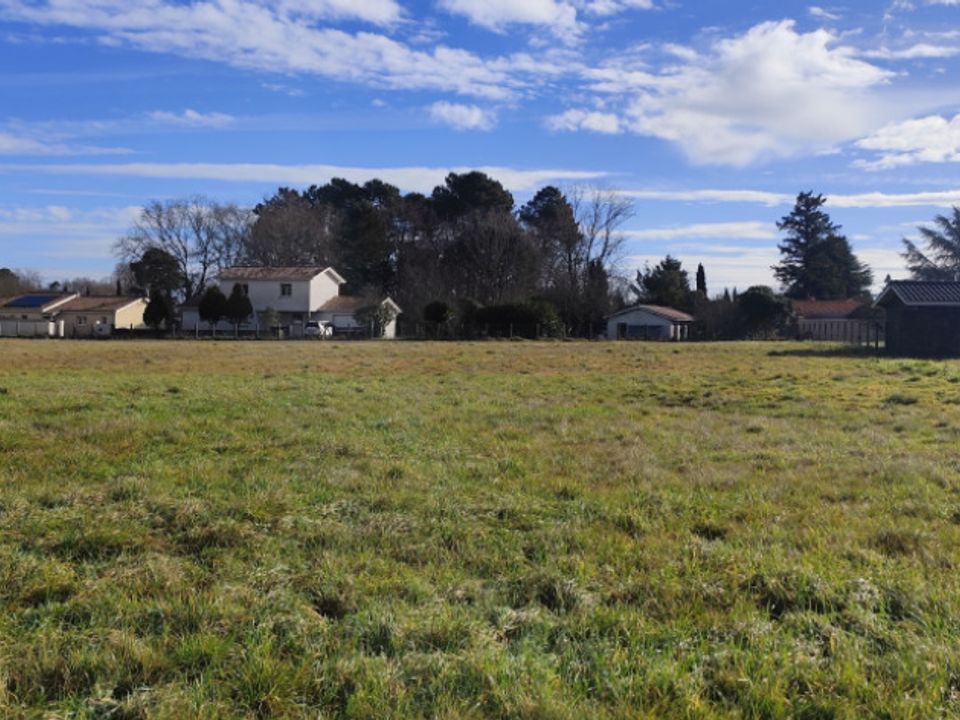 Terreno en Léognan, Gironde - foto 1