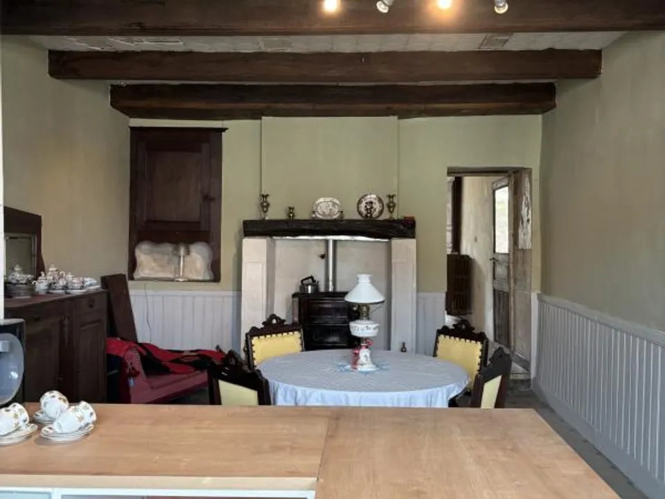 Landsbyhus i Neuvelle-lès-Voisey, Haute-Marne - foto 2
