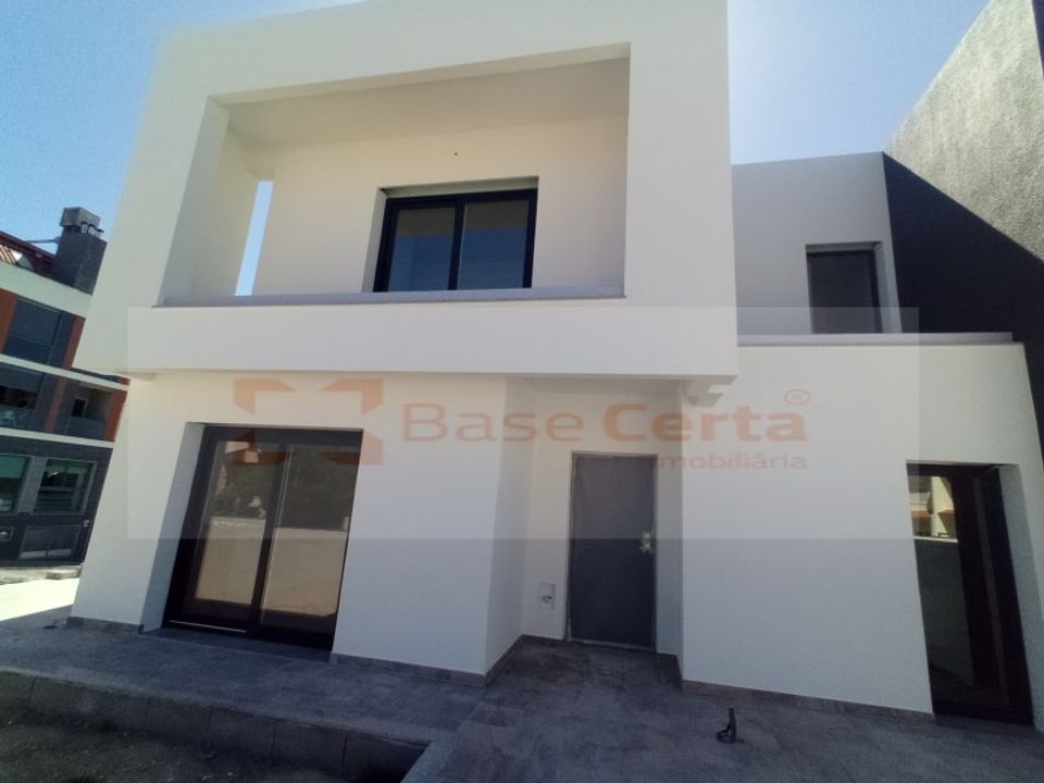 Villa i Corroios, Setubal - foto 1