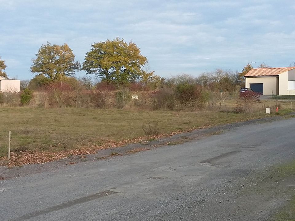 Helårsgrund i Le Taillan-Médoc, Gironde - foto 1