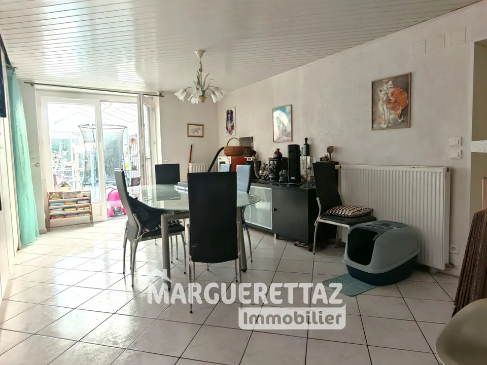 Villa i Bons-en-Chablais, Haute-Savoie - foto 3