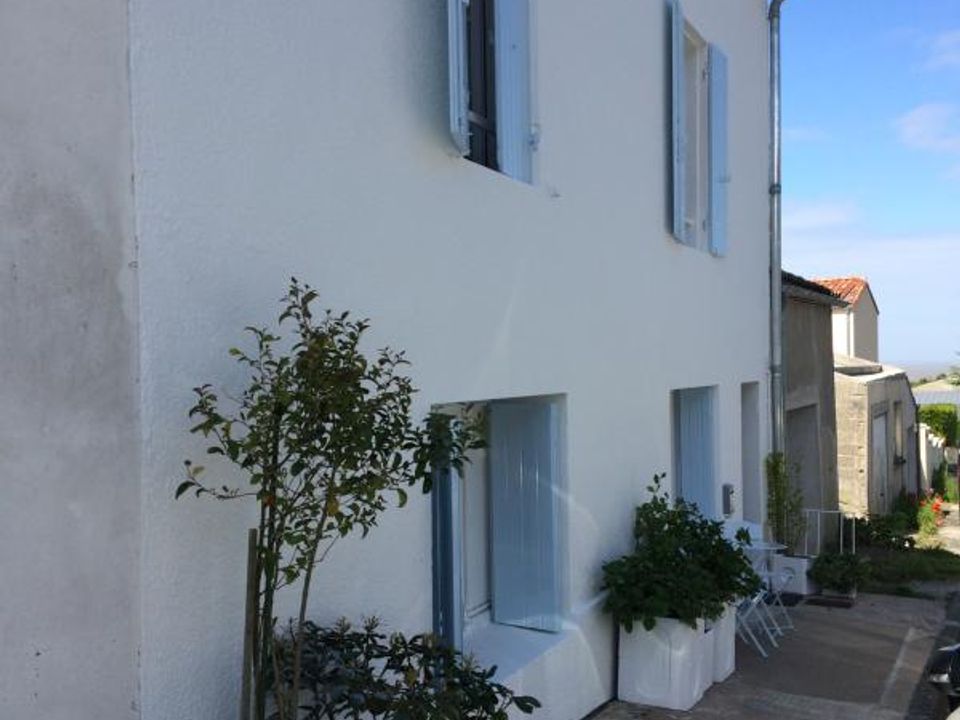 Byhus i Mortagne-sur-Gironde, Charente-Maritime - foto 1