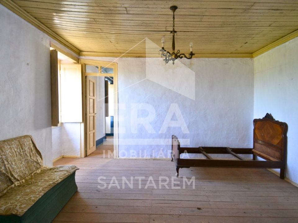 Villa in Alcanena, Santarem - photo 5
