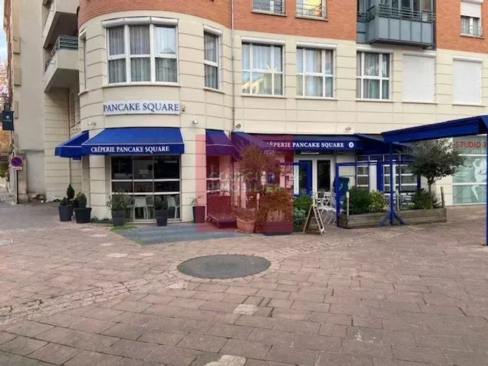 Erhvervsejendom i Bois-Colombes, Hauts-de-Seine - foto 4