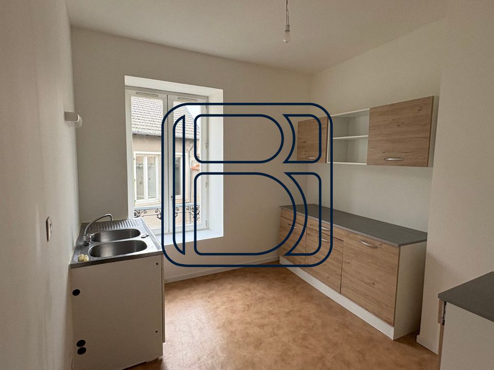 Apartment in Ambert, Puy-de-Dome - photo 3