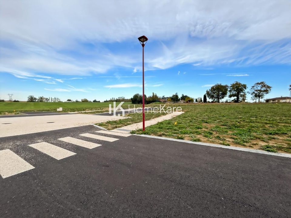 Helårsgrund i L'Isle-Jourdain, Gers - foto 1