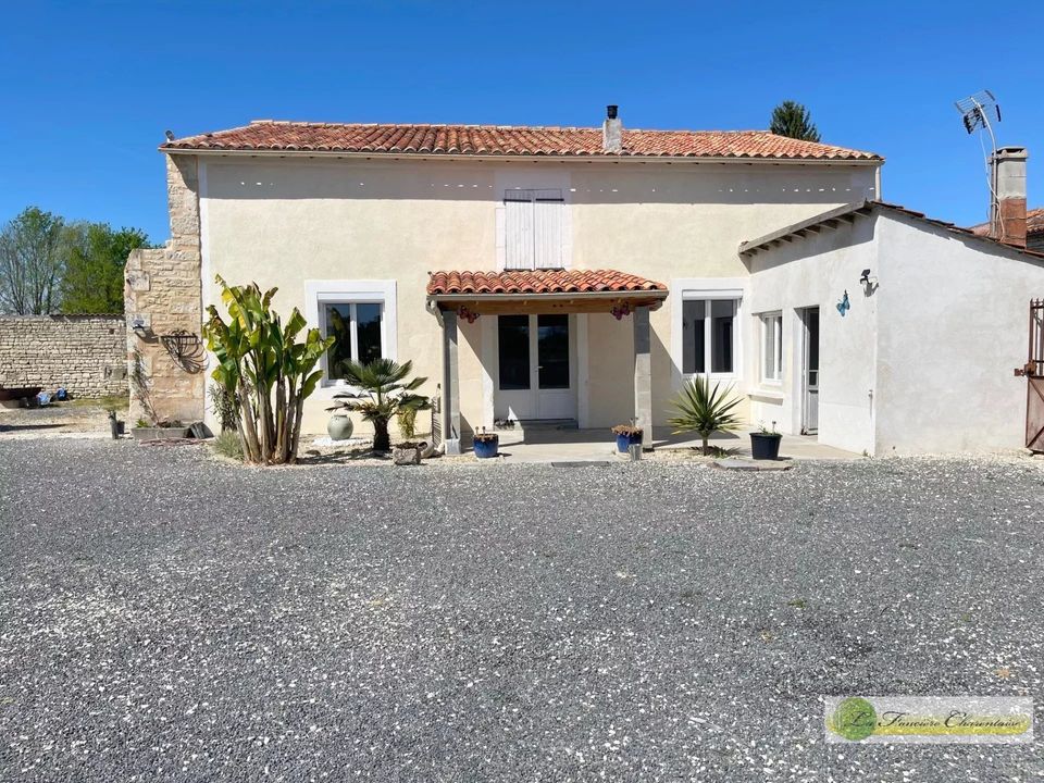 Landejendom i Aigre, Charente - foto 1