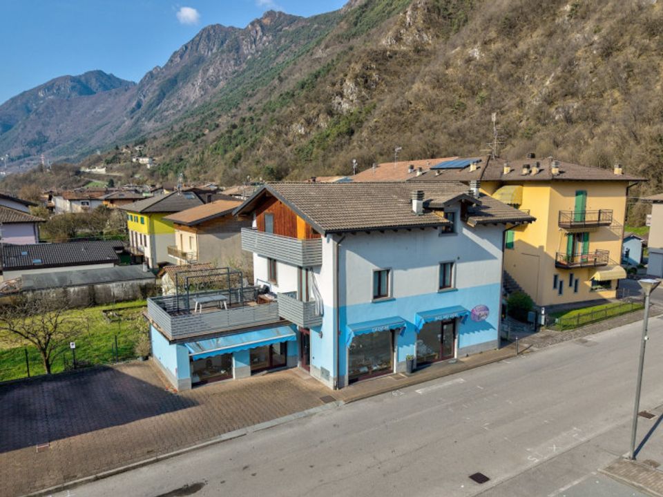 Villa i Bagolino, Brescia - foto 1