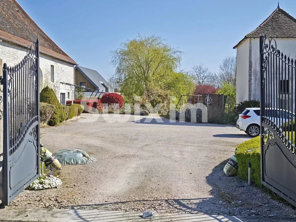 Villa i Dole, Jura - foto 1