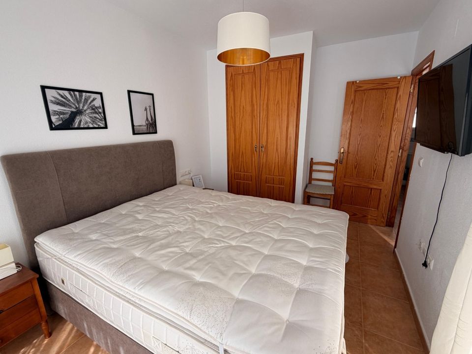 городской дом в Guardamar Del Segura, Alicante - фотография 4