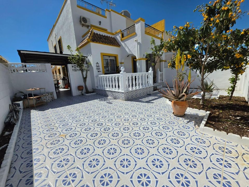 Rækkehus i Torrevieja, Alicante - foto 1