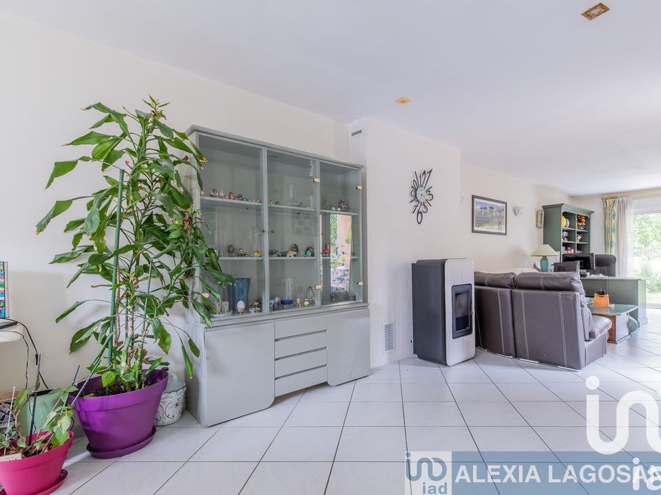 Villa in Brunoy, Essonne - foto 1