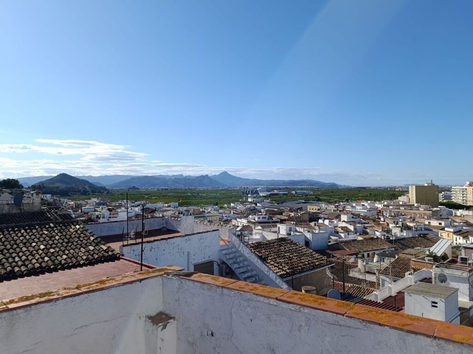городской дом в Oliva, Valencia - фотография 3