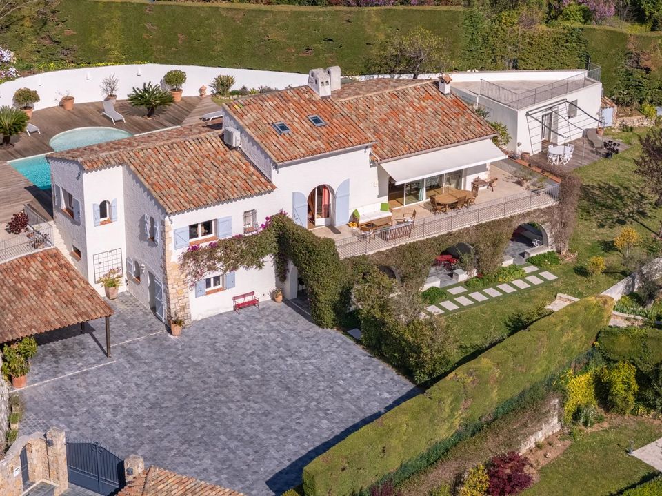 Villa i Vallauris, Alpes-Maritimes - bilde 1