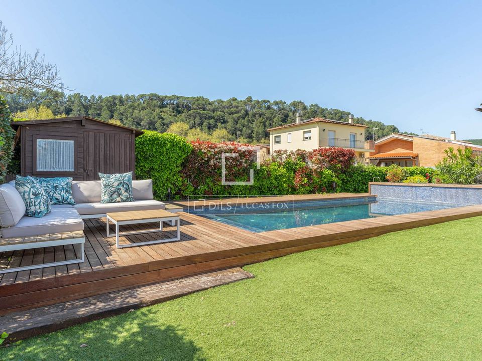 Villa en Sarria De Ter, Gerona - foto 3