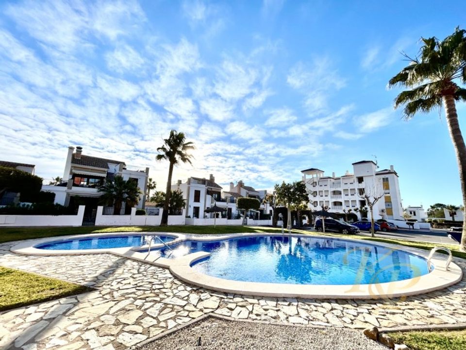 Lejlighed i Orihuela Costa, Alicante - foto 1