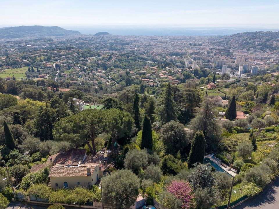 Villa i Nice, Alpes-Maritimes - foto 1