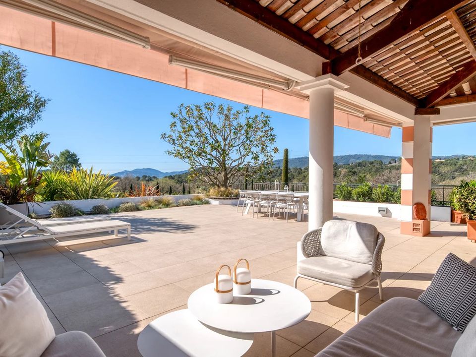Villa a Mougins, Alpes-Maritimes - foto 1