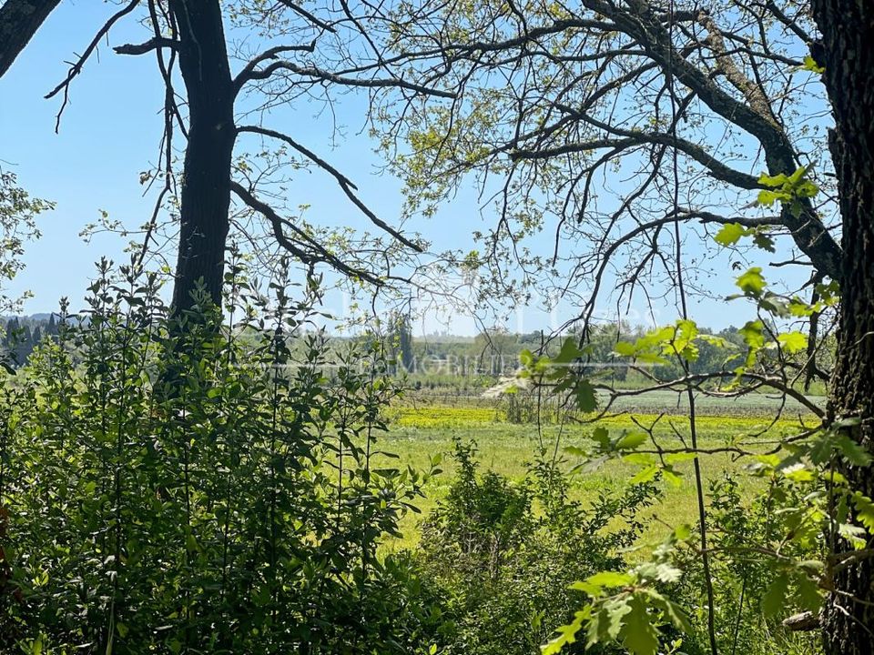 Helårsgrund i Uzes, Gard - foto 2