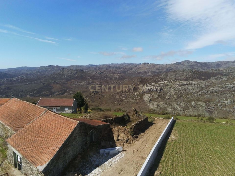 Erhvervsejendom i Pitoes das Junias, Vila Real - foto 2