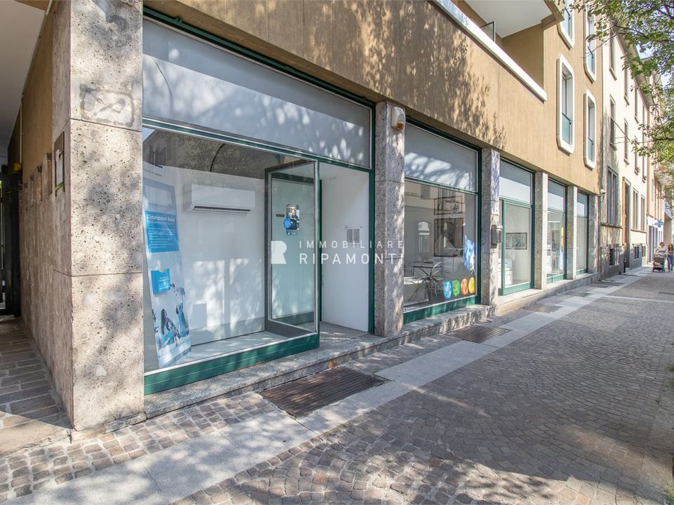 Erhvervsejendom i Lecco, Lecco - foto 2
