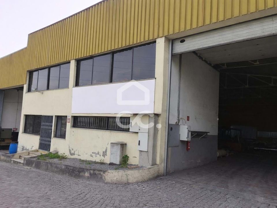 Erhvervsejendom i Oliveira, Braga - foto 1