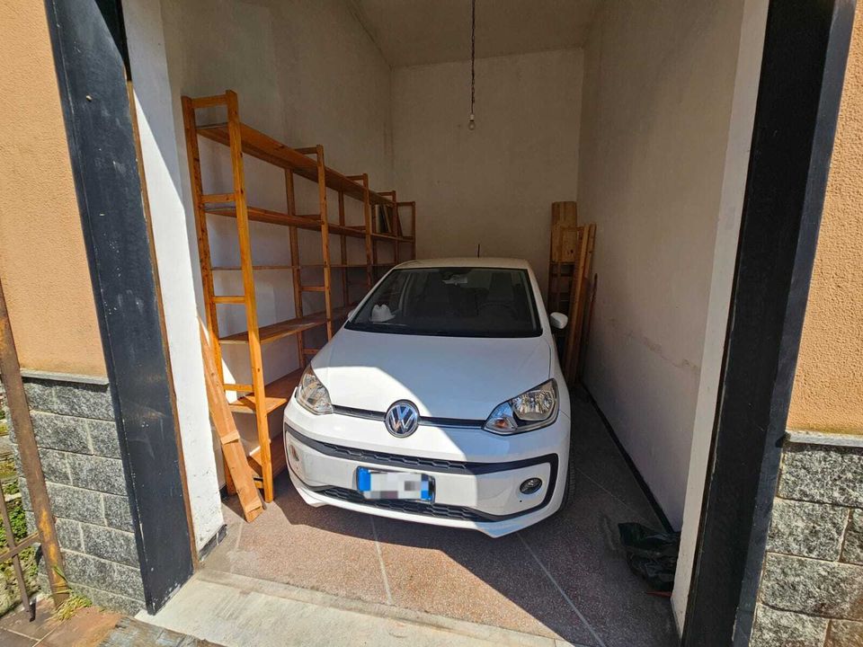 Garage i Genoa, Genoa - foto 1