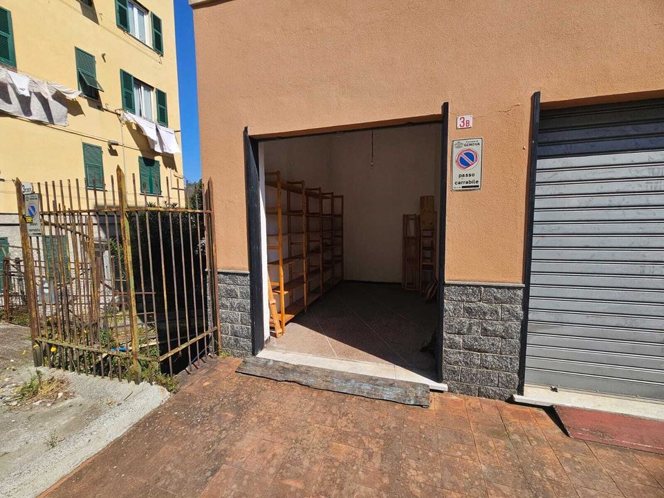 Garage i Genoa, Genoa - foto 3