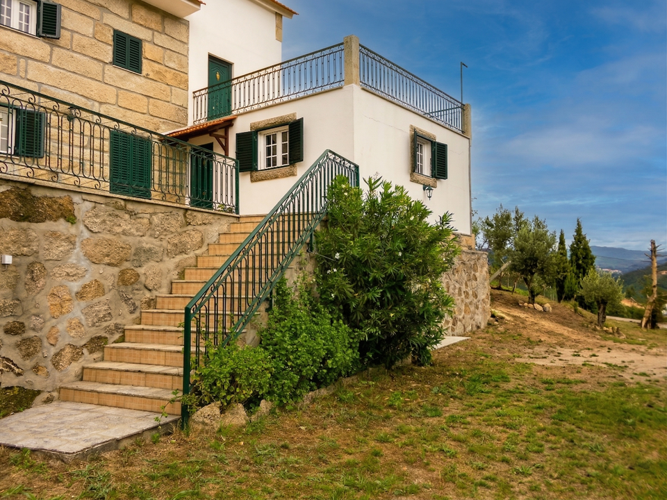 Farm hus i Penhalonga e Pacos de Gaiolo, Porto - foto 1