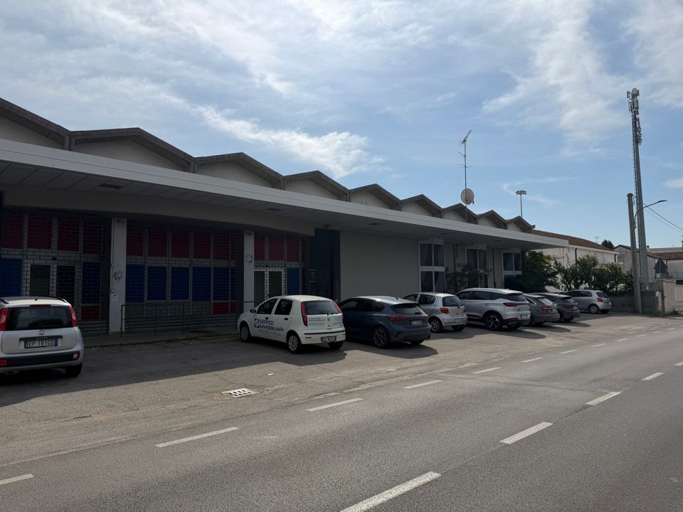 Erhvervsejendom i Rovigo, Rovigo - foto 4