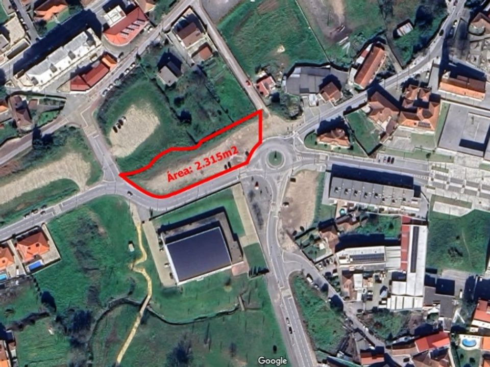 Helårsgrund i Pacos de Ferreira, Porto - foto 1