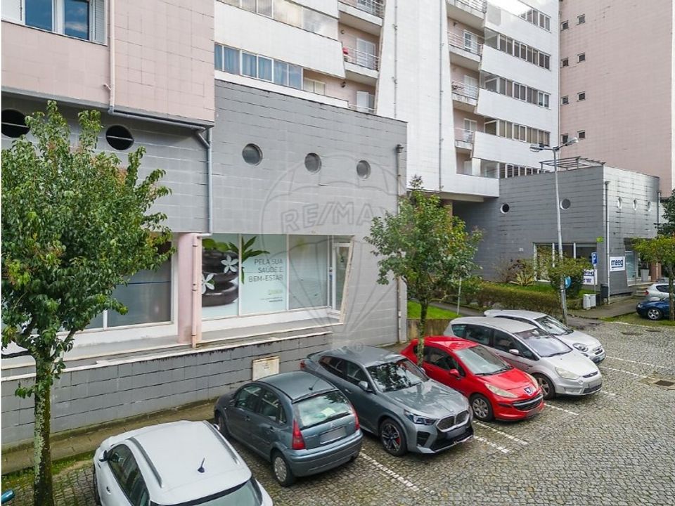 Commercial property in Ferreiros, Braga - photo 5