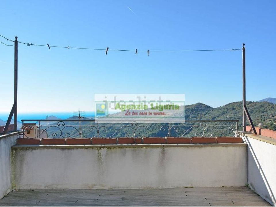 Lejlighed i Perinaldo, Imperia - foto 1