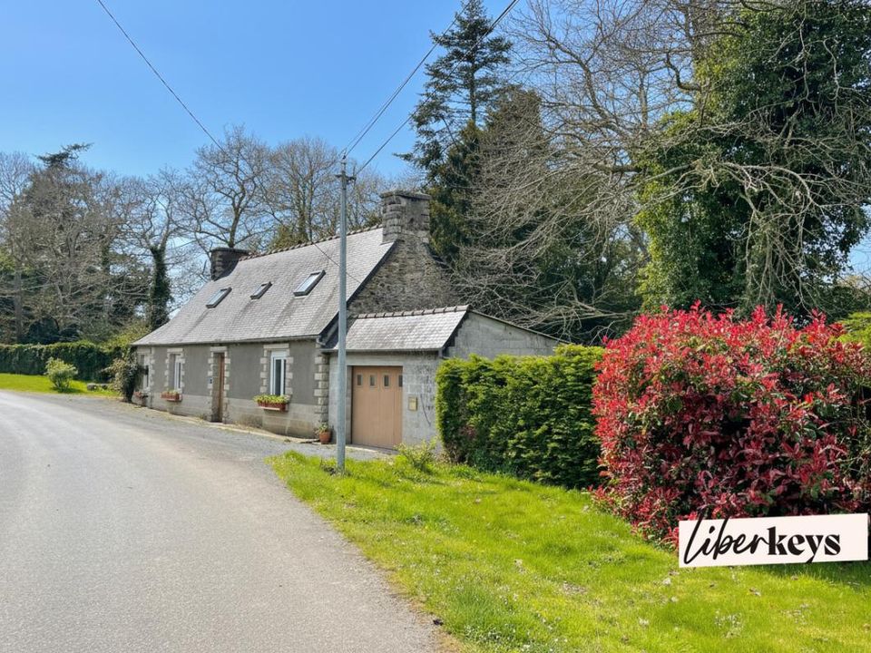 Landejendom i La Roche Jaune, Cotes-d'Armor - foto 1