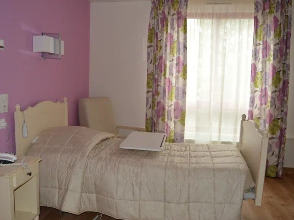 Erhvervsejendom i Saint-Quentin, Aisne - foto 2