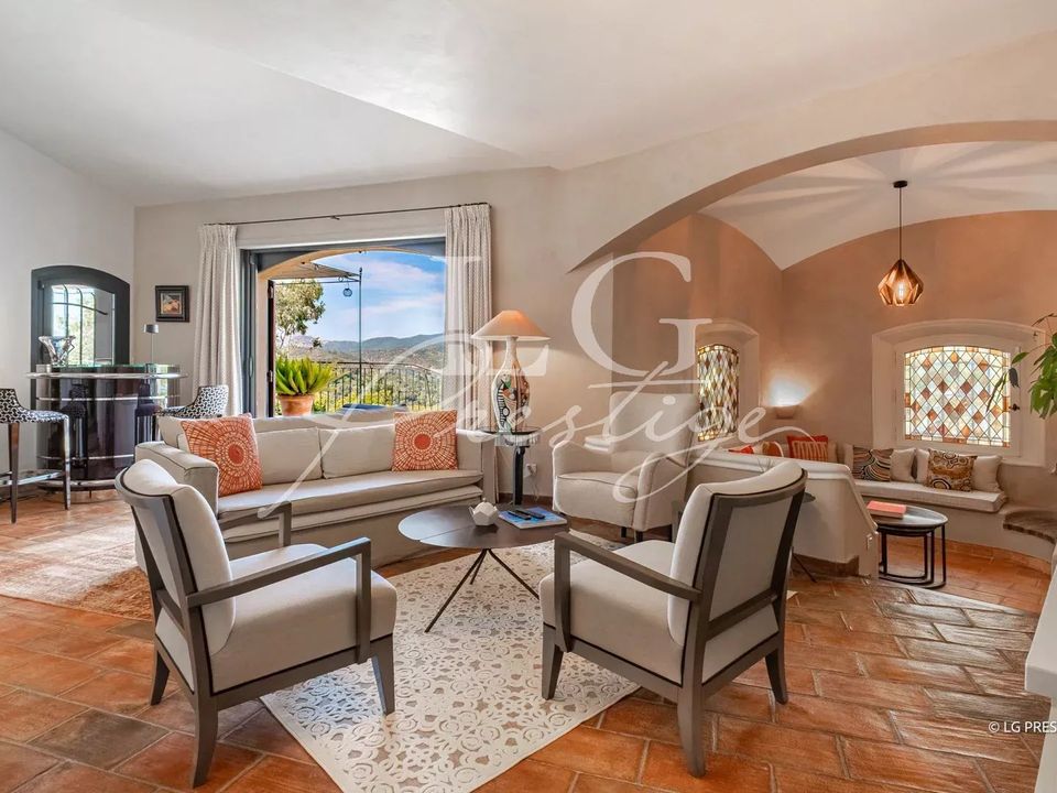 Villa i Mandelieu-la-Napoule, Alpes-Maritimes - foto 4