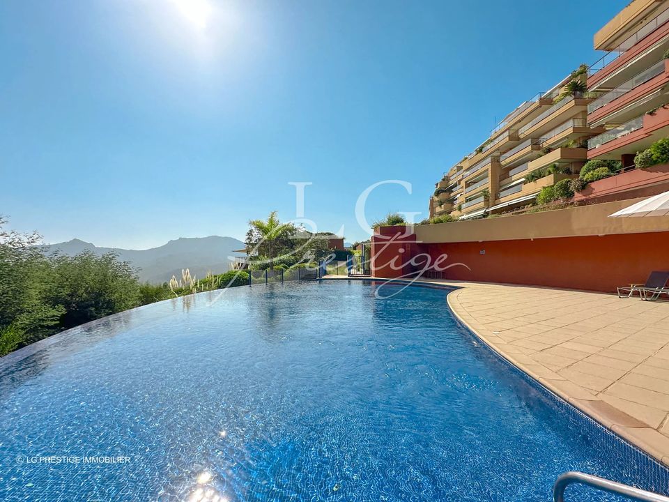 Lejlighed i Mandelieu-la-Napoule, Alpes-Maritimes - foto 1