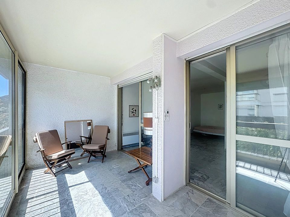 Lejlighed i Mandelieu-la-Napoule, Alpes-Maritimes - foto 2