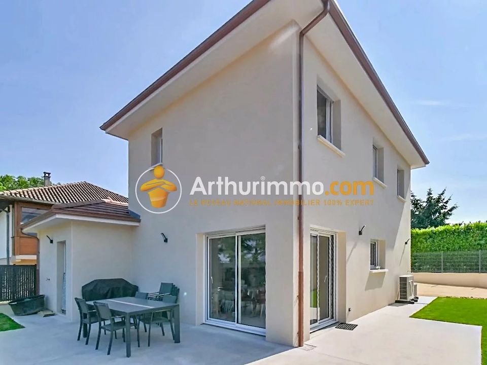 Villa en Bourgoin-Jallieu, Isere - foto 2