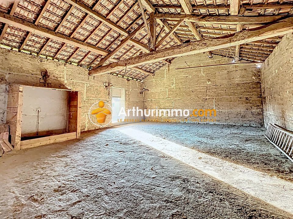Villa i L'Isle-d'Abeau, Isere - foto 1