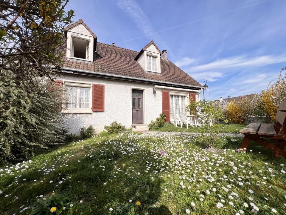 Villa i Les Clayes-Sous-Bois, Yvelines - foto 1