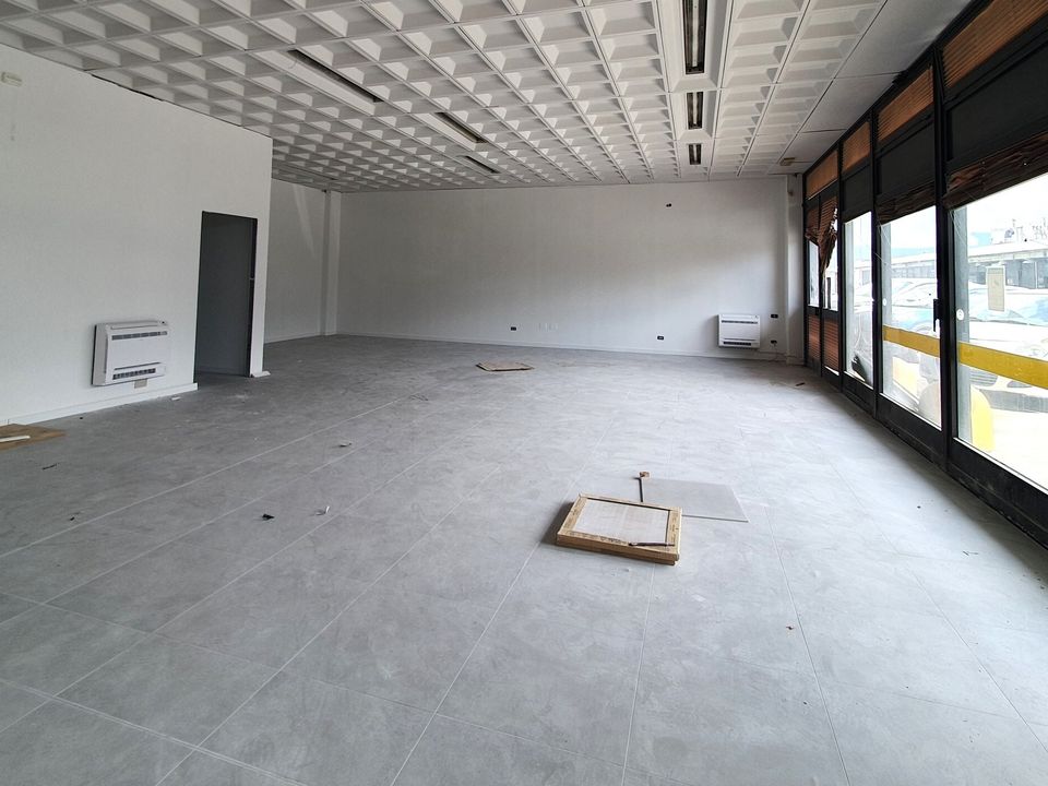 Erhvervsejendom i Brescia, Brescia - foto 2