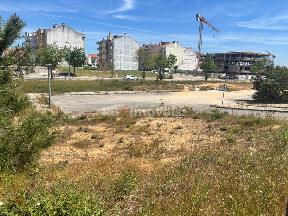 Helårsgrund i Entroncamento, Santarem - foto 1