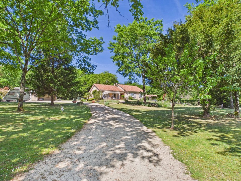 Villa i Verteillac, Dordogne - foto 1