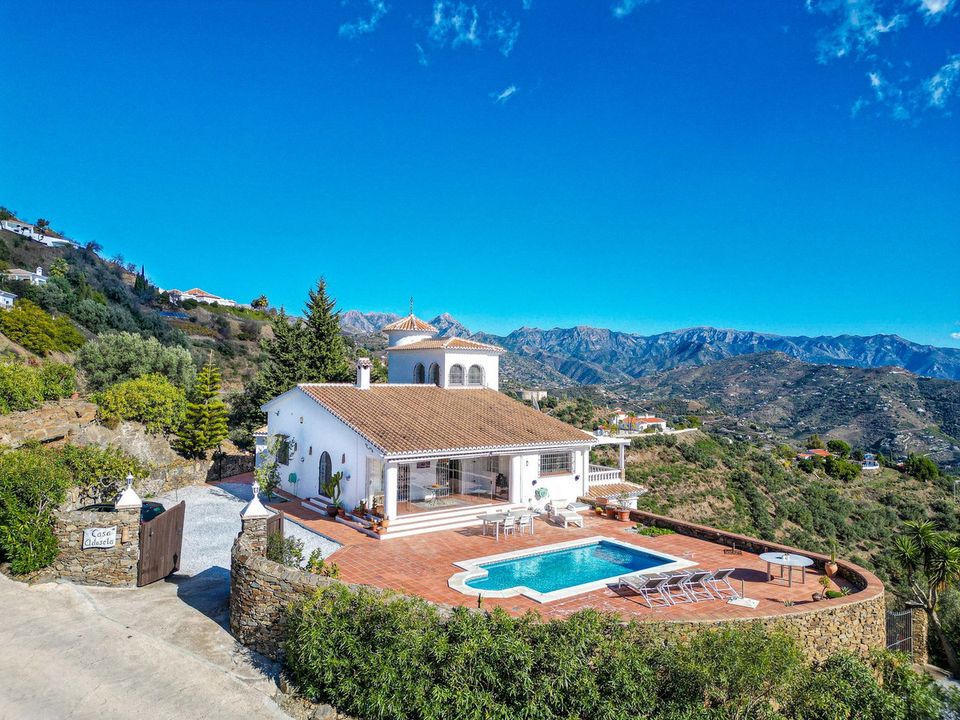 Villa i Sayalonga, Malaga - foto 1