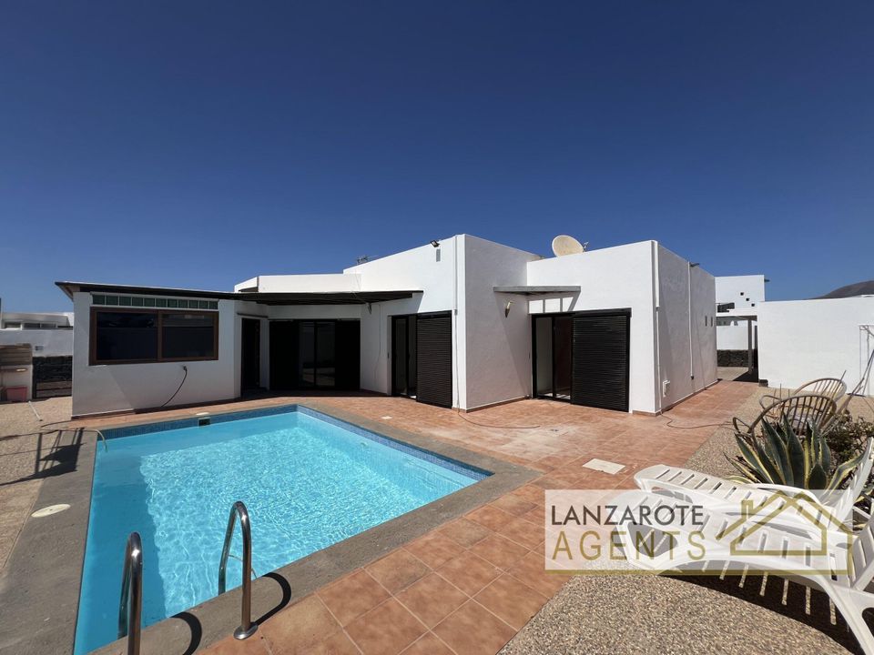 Villa i Playa Blanca (Yaiza), Lanzarote - foto 1