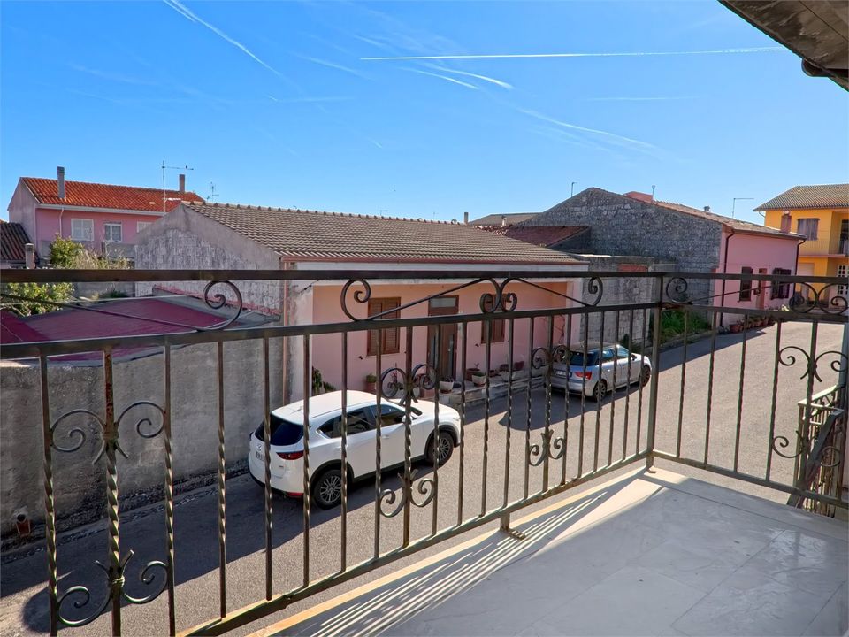 Villa i Putumajore/Pozzomaggiore, Sassari - foto 1