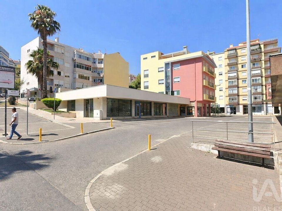 Erhvervsejendom i Odivelas, Lisbon - foto 2